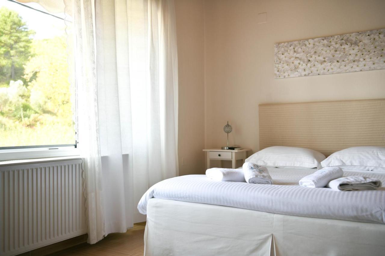 Serenity Luxury Villa, Skiathos Агия Параскеви Екстериор снимка